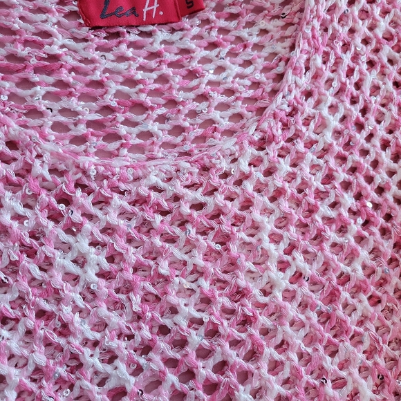 Pink & White Crochet Knit Sweater w/sparkles Size Small loose fit top - Picture 4 of 8